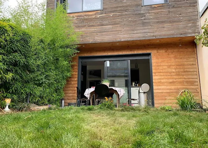 Casa vacanze House With Hammam Between And Circuit Le Mans